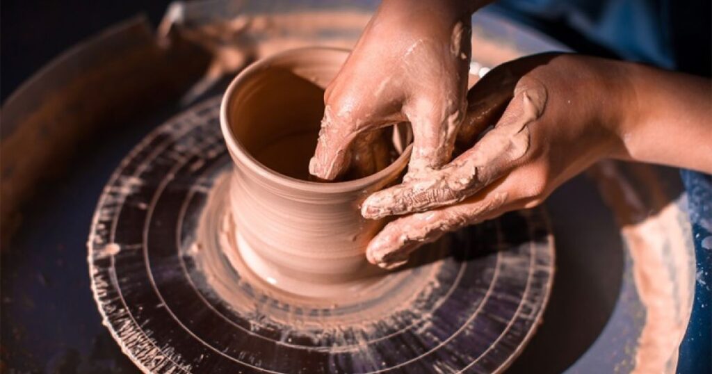 Cómo blindar tu marca antes de la temporada más intensa del año?